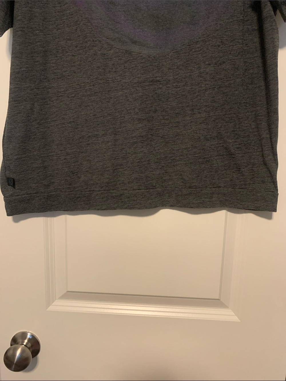 Lululemon Lab Terra Cosmos Tee, Sz M
Wash wear throughout - Picture 6 of 6